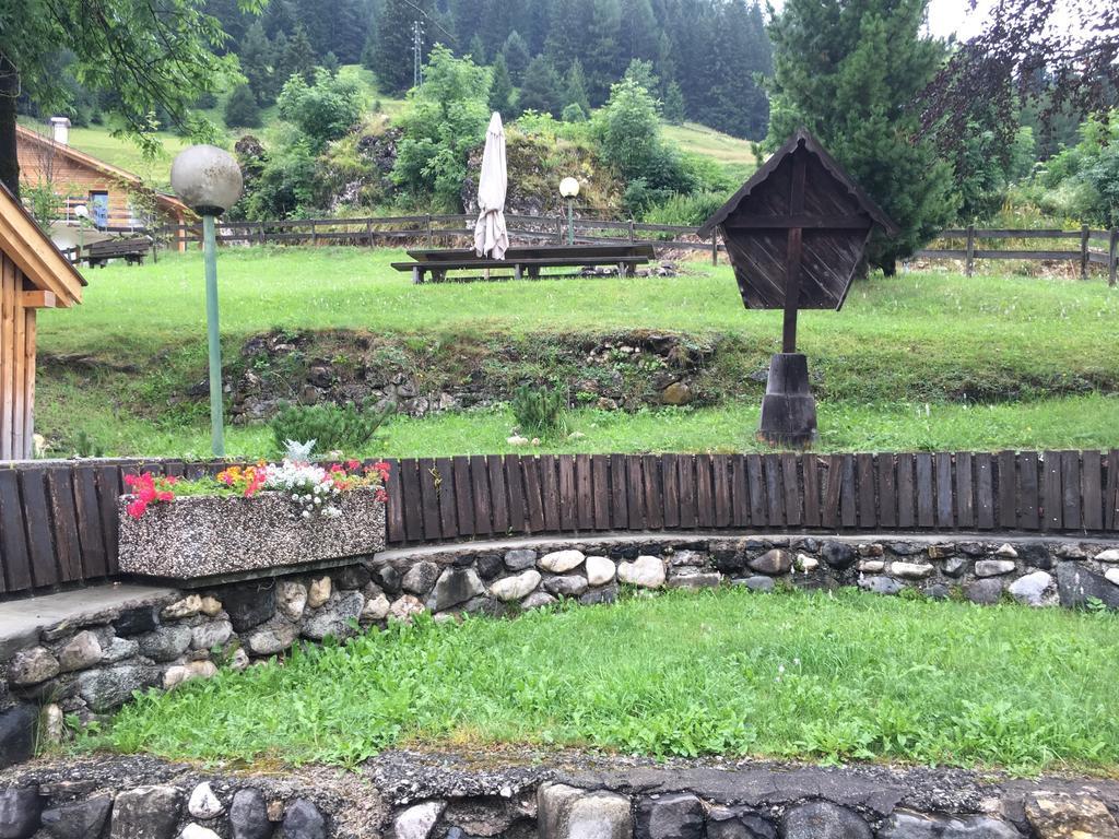 Ciasa Sot Croze Apartman Pozza di Fassa Kültér fotó