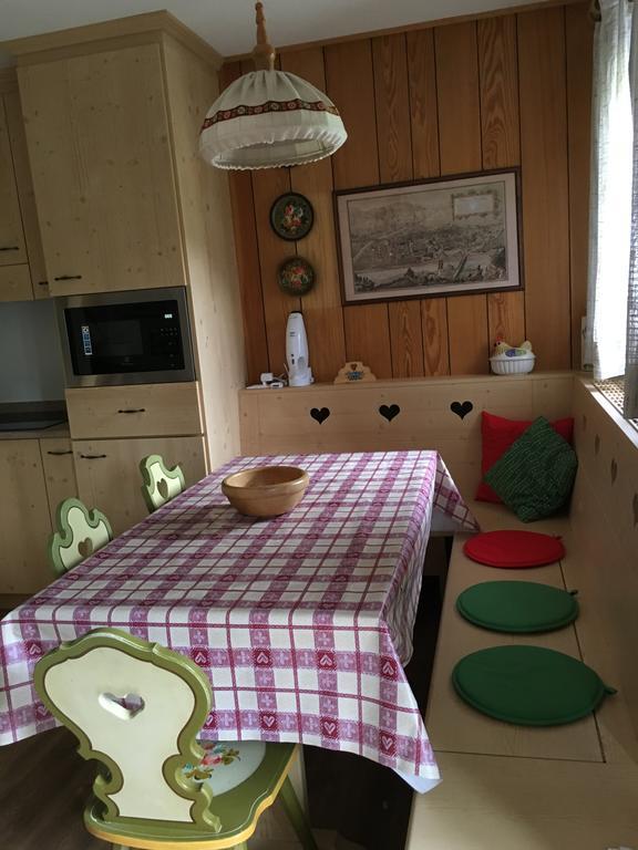Ciasa Sot Croze Apartman Pozza di Fassa Kültér fotó