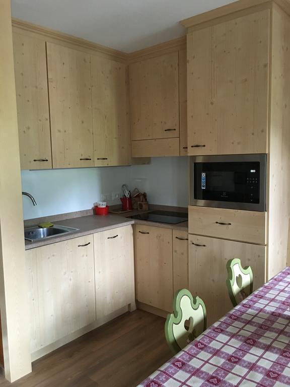 Ciasa Sot Croze Apartman Pozza di Fassa Kültér fotó